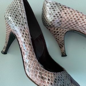 snakeskin pumps